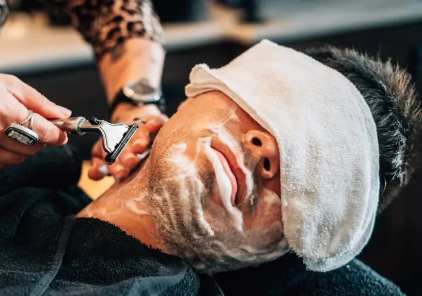 Smooth Face Shave